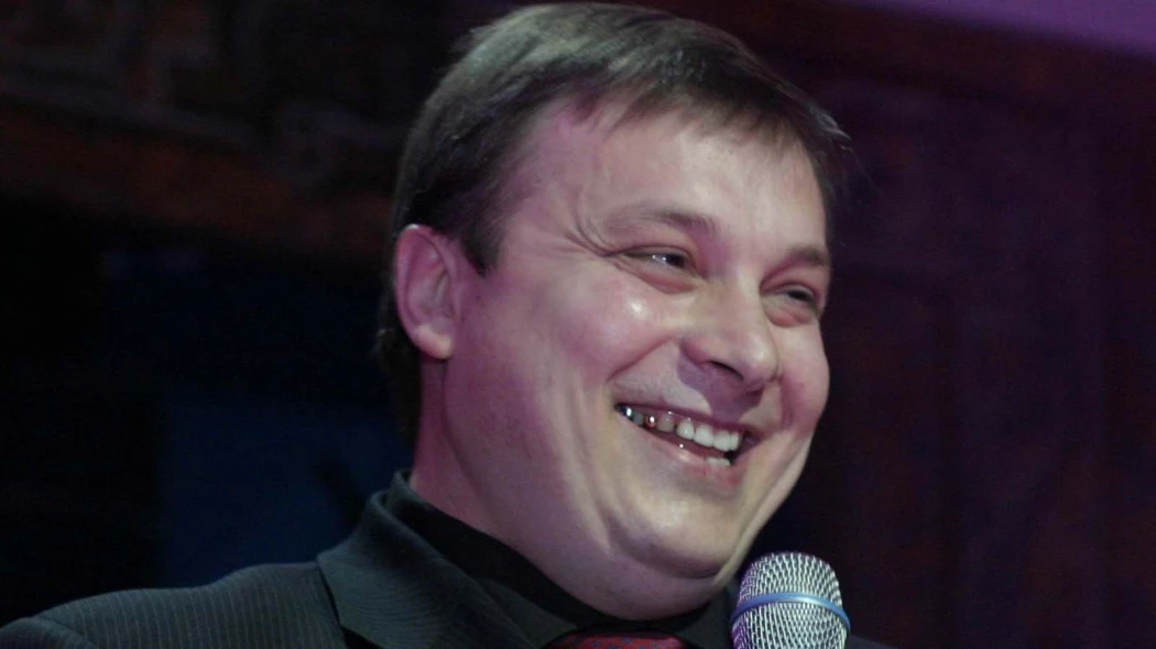 Продюсер Андрей Разин зарабатывает на видео с проклятиями