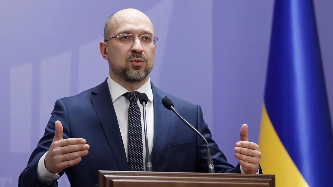 Шмыгаль заявил, что Словакия не заблокирует выделение средств Украине ...