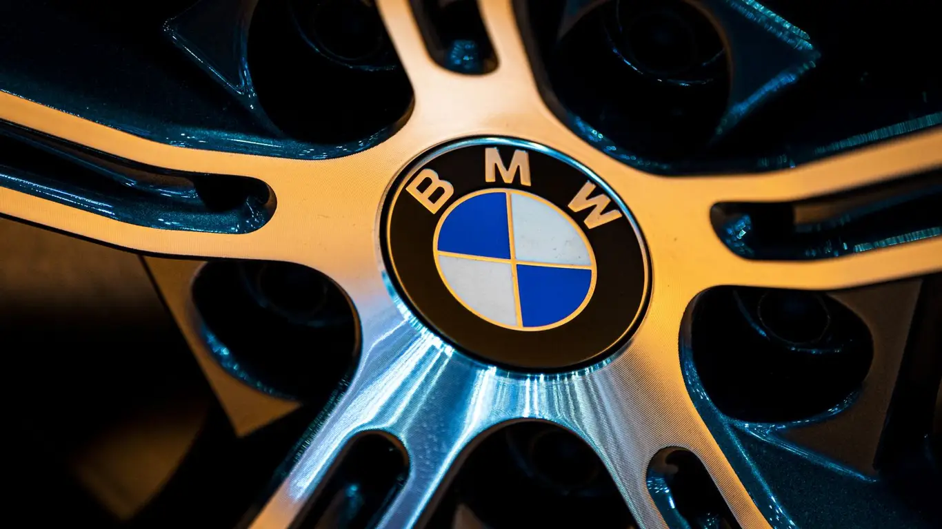 BMW стал пионером в сегменте цифровых ключей для авто