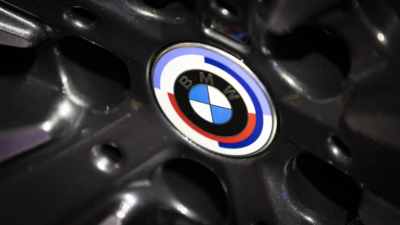 В Сети опубликовали снимки нового BMW X3