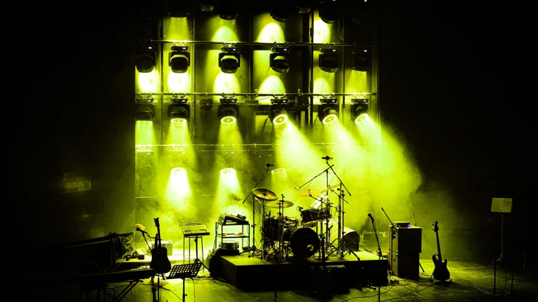 Певица Гульназ Асаева отправилась в тур в слезах