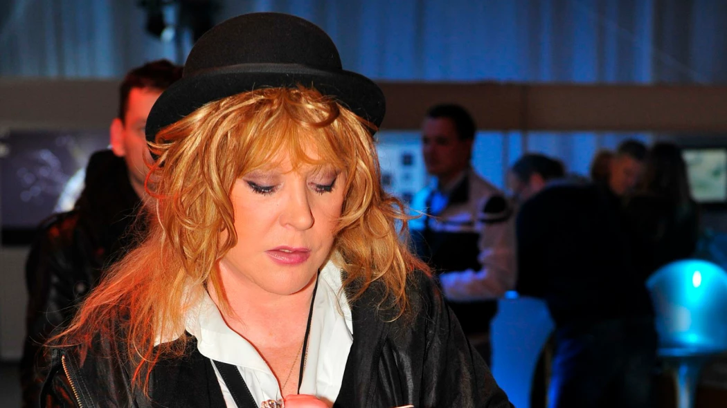 Оскорбил пугачеву. Оскорбил пугачеву. Пугачева в израиле 2022. Пугачева в израиле. Пугачева в латвии.